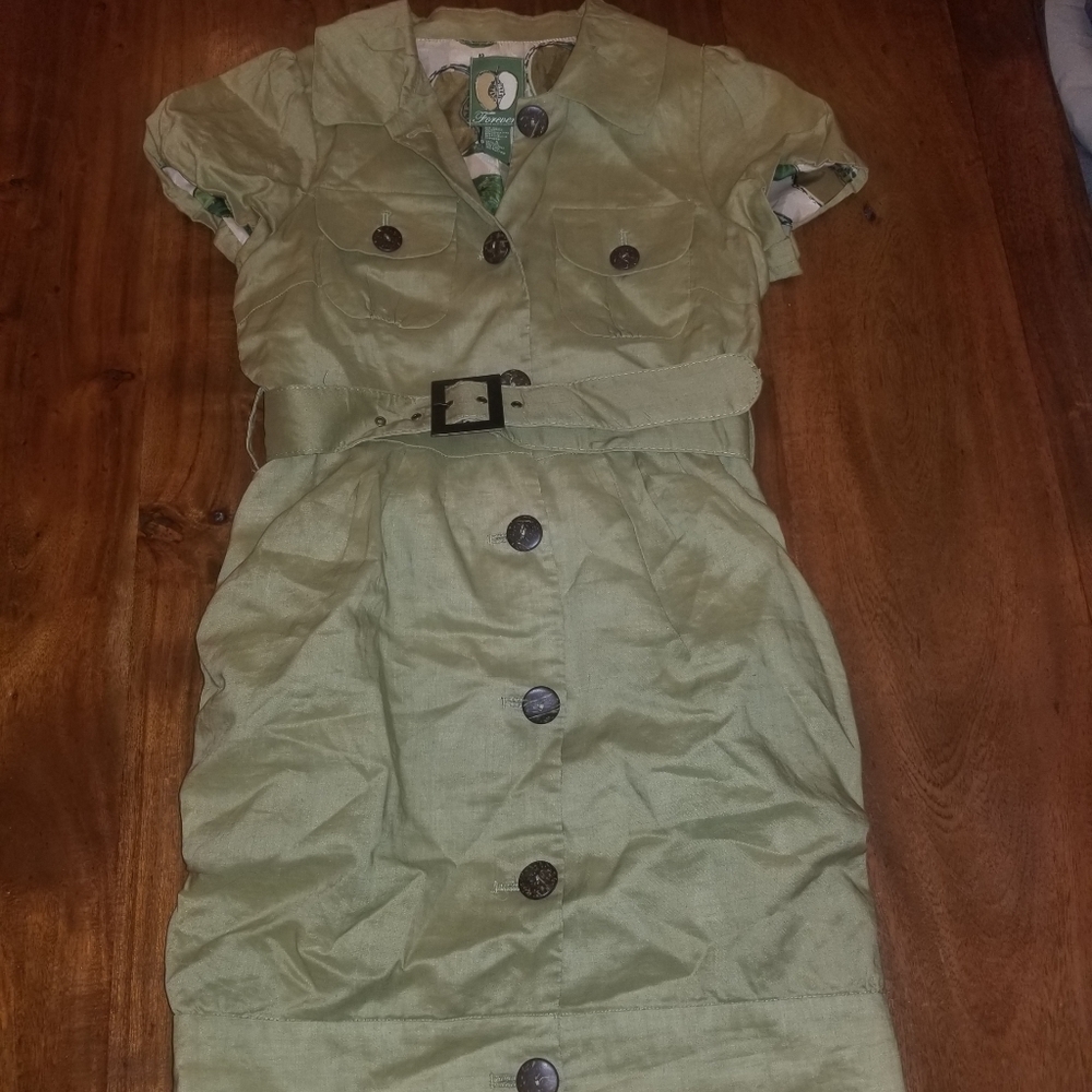 Forever 21 Avocado green button down dress